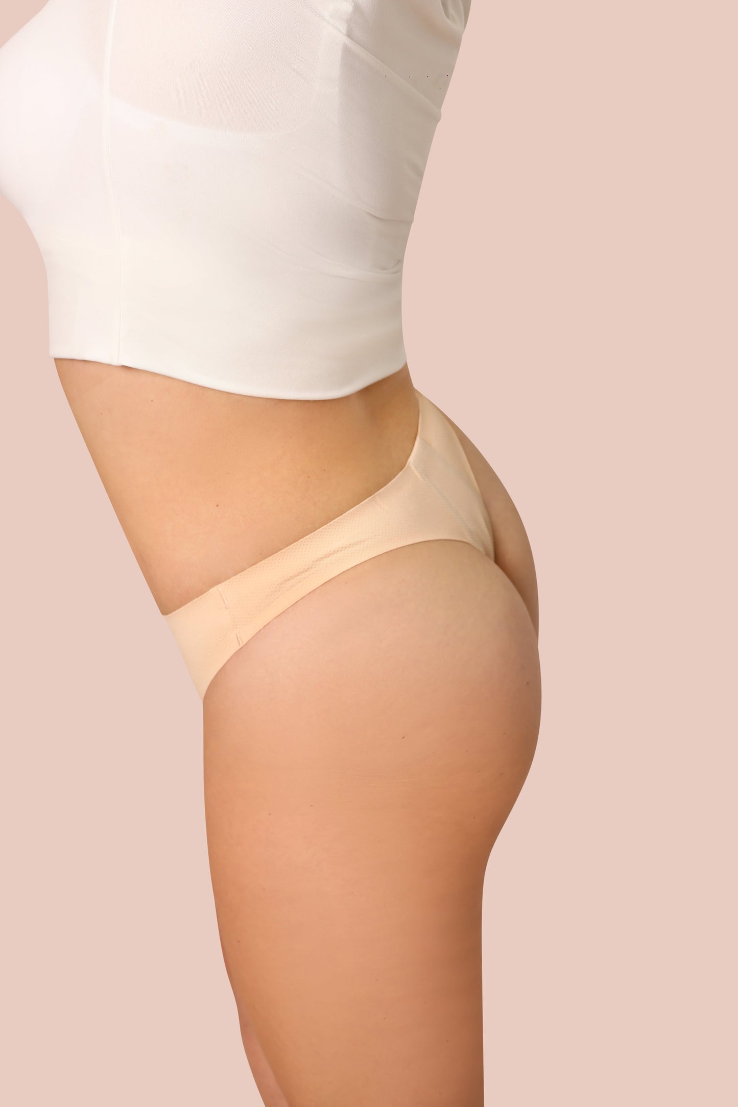 Lina – bezešvá elegance s neviditelným pohodlím a vytříbenou ochranou pro dny se slabším tokem